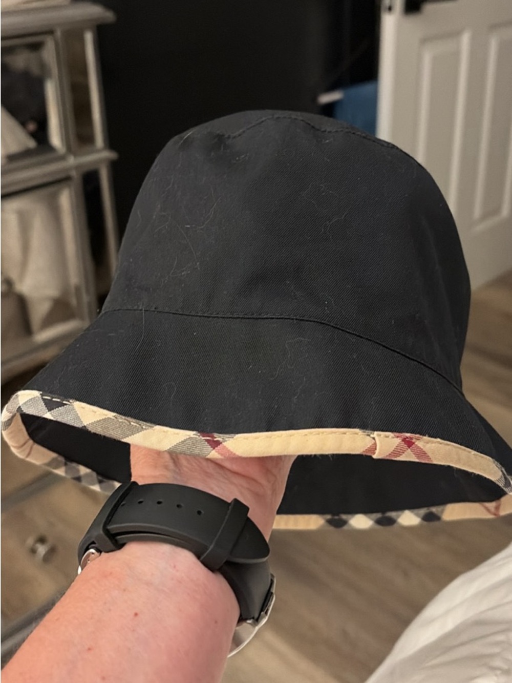 Vintage Burberry London Women's Black Check Lined Bucket Hat